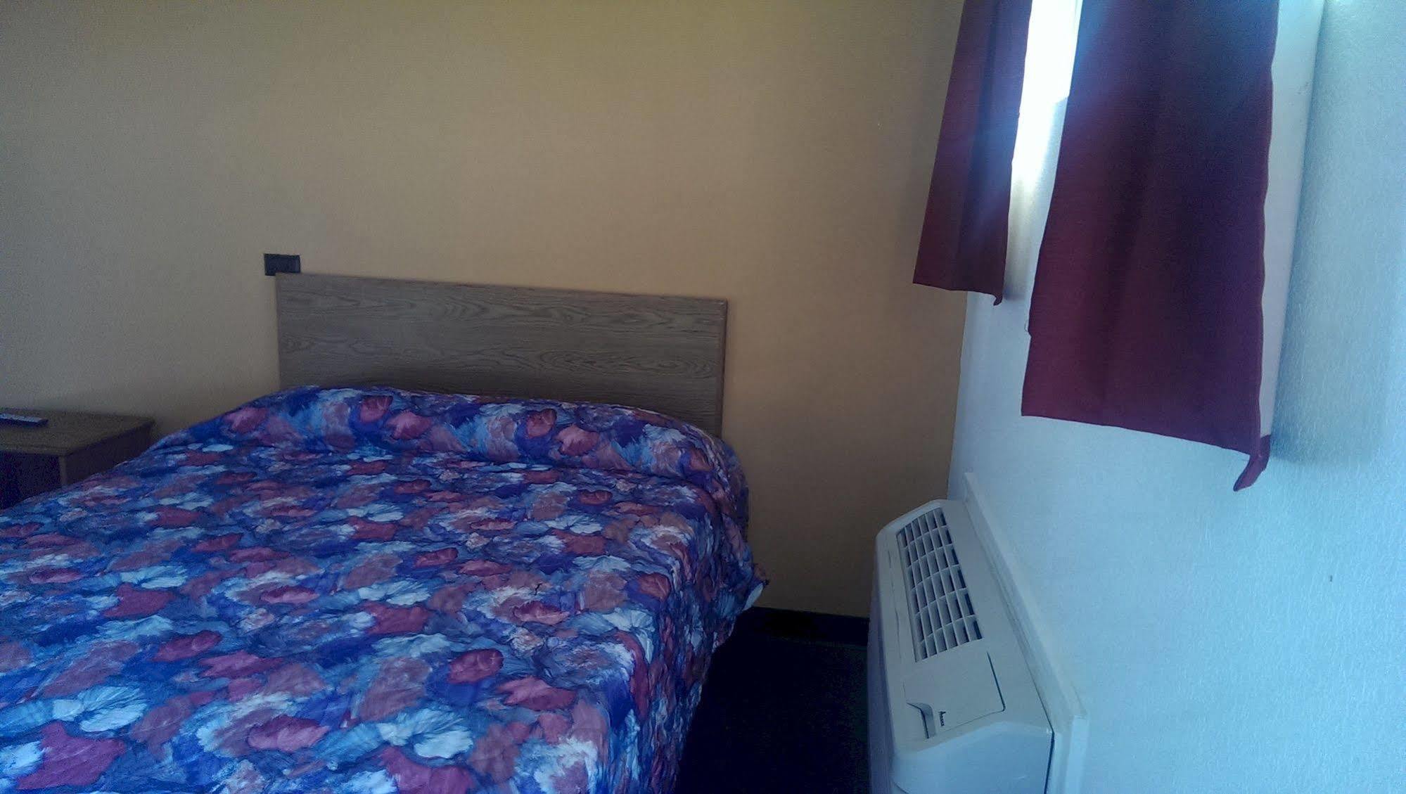Airport Lodge Wichita Esterno foto